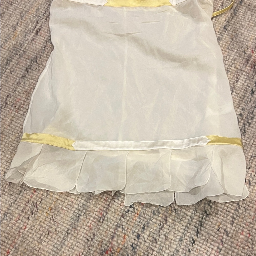 Elegant La Perla scalloped Trimmed White and Yellow shirt - Picture 4 of 4